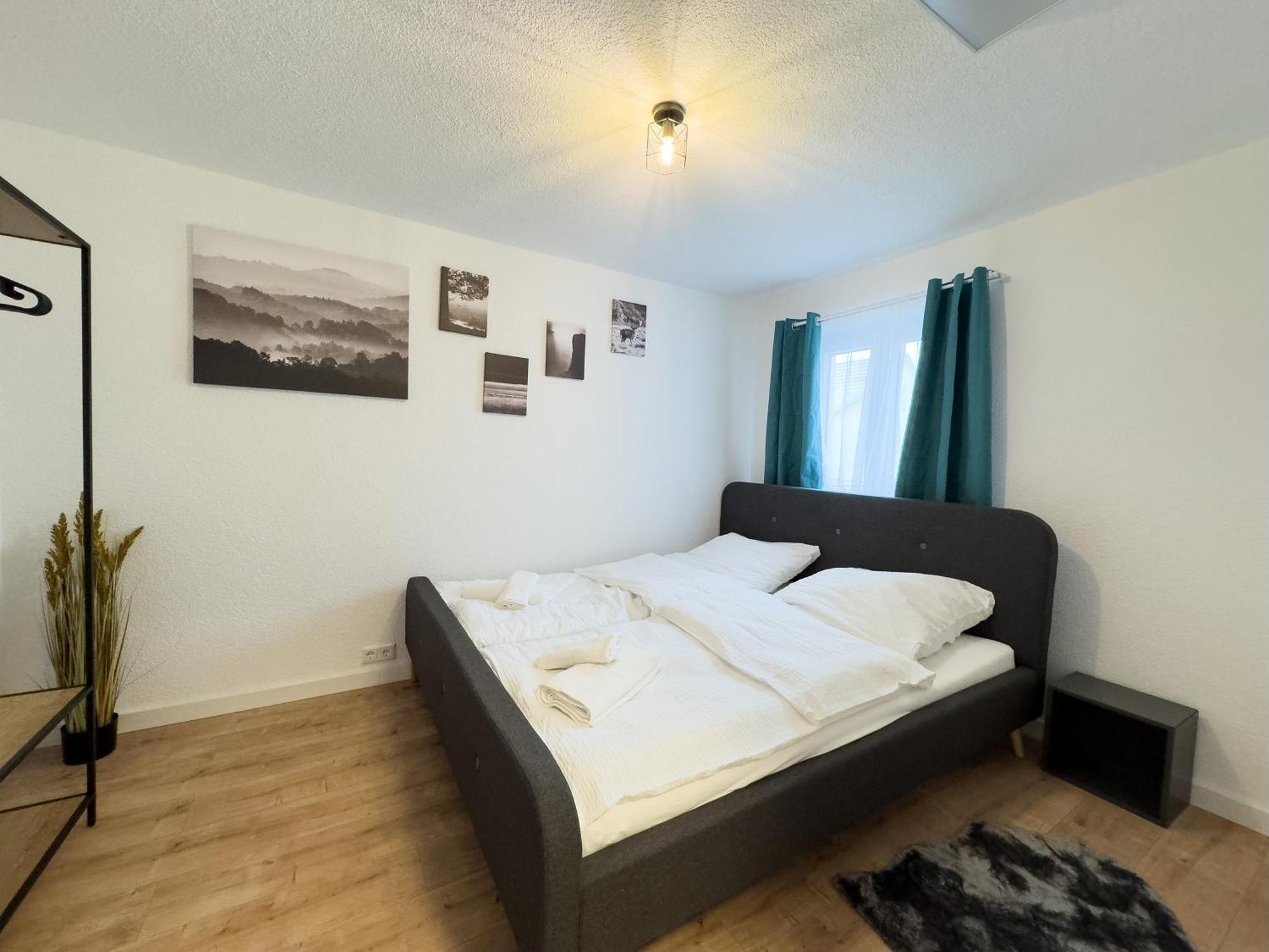 Klassen Apartments! Stadtnahes Ferienhaus* Mit Terrasse In Aulendorf * Fuer 6-8 Personen Exterior foto